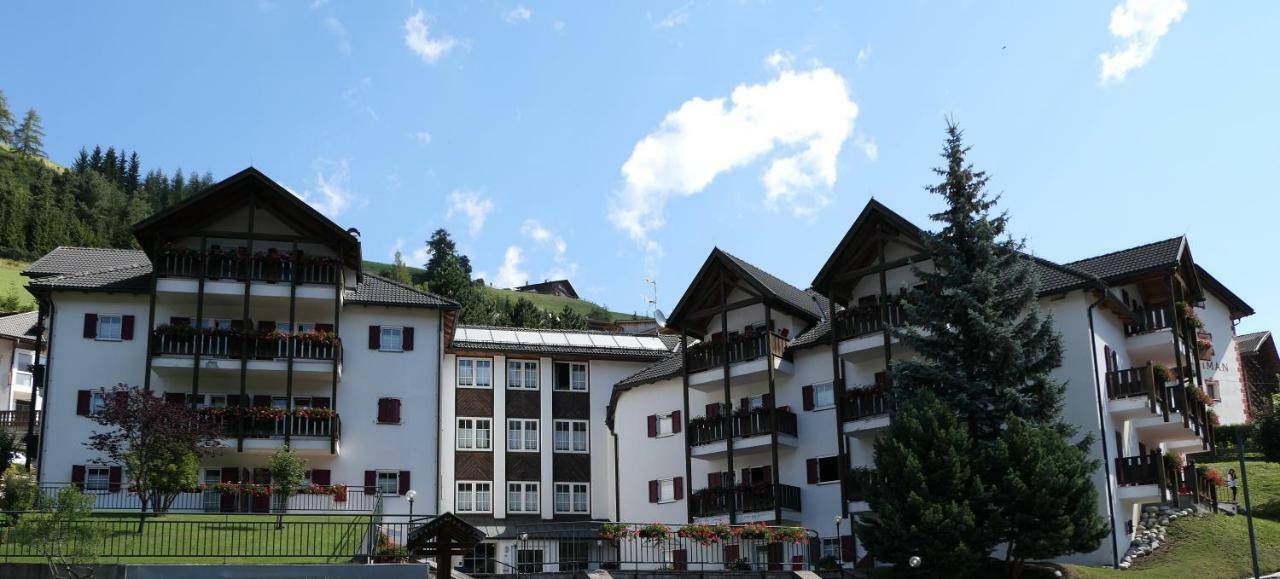 Apartments Casa Metz Santa Cristina Val Gardena Exteriör bild